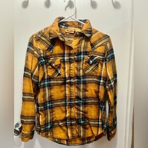Wrangler Yellow and Black Plaid Shirt Women’s Medium